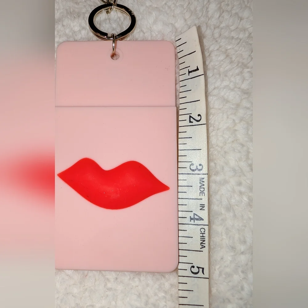KATE SPADE Pink and Red Lip ID CLIP For Lanyard NWT W Lipstick/Bow Bag Charm - Picture 3 of 8